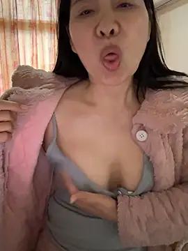 xiiuuff18 webkamerás műsora