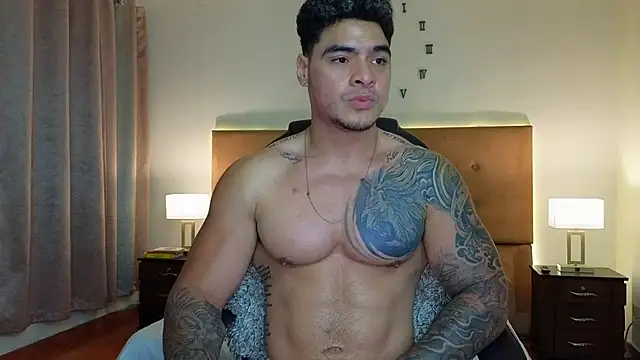 Steven_Velez Adlı Modelin Canlı XXX Sohbeti