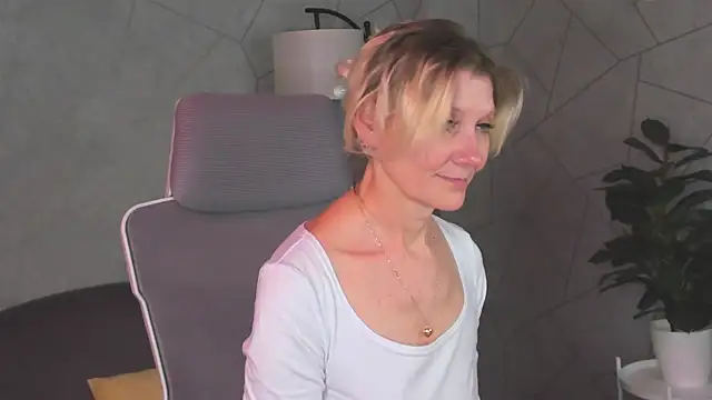 Chat XXX Live Julie_Lucas