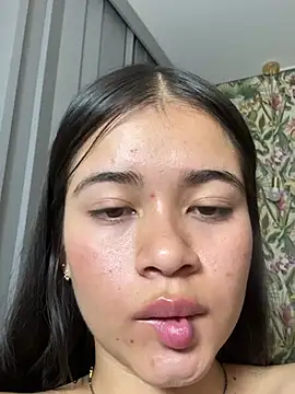 Kloe_00 Live XXX-Chat