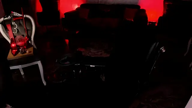 FinDomGod Live XXX-Chat