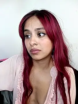 XXX chat uživo modela EmiilyFoxx09