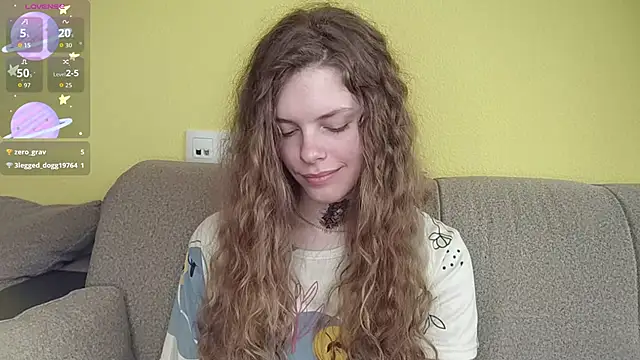 RayaNenlia 即時 XXX 聊天