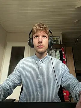 عرض كام YoungSkinnyBoy20