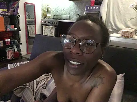 littyleesh1 live XXX chat