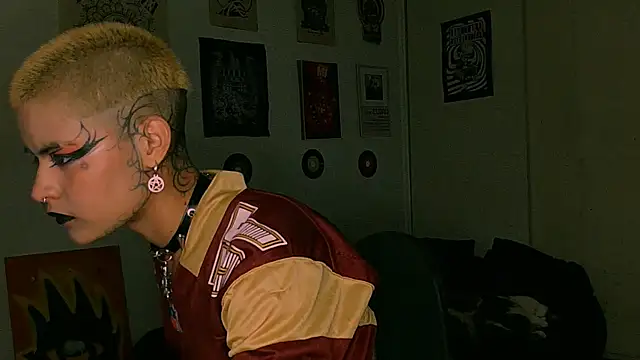 alex_one888 élő XXX-chatje