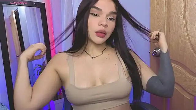 Veronica_111 লাইভ XXX চ্যাট