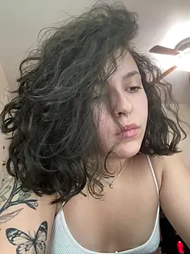 babykalirose's Webcam Show