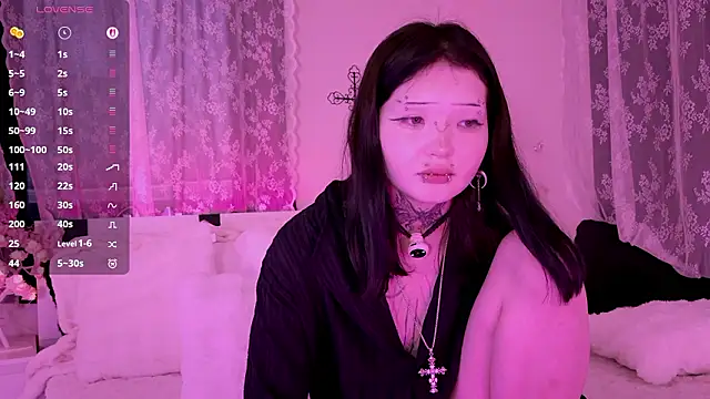 Lein_Bonen Live XXX chat