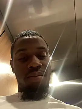 XXX chat uživo modela pussyeater_-