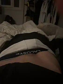 pignoufe 网络视讯表演