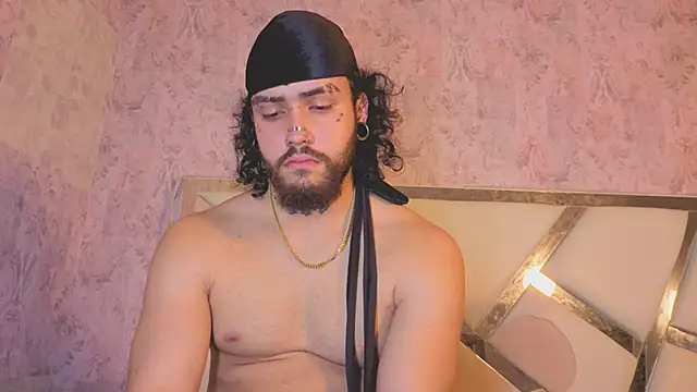 Benny_and_Mark's Live XXX Chat