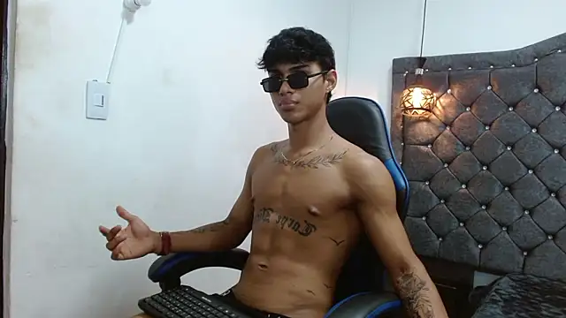 Chat XXX Live luka_big18