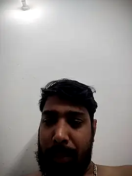 Ajju121092 Adlı Modelin Canlı XXX Sohbeti