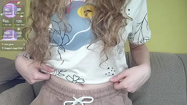 RayaNenlia's Live XXX Chat