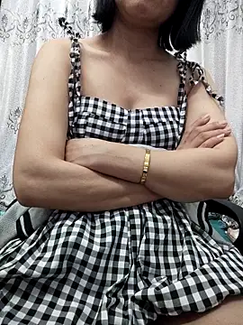 Haralushiaaa Show in webcam