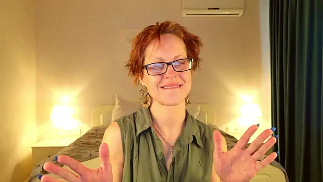 Chat XXX en directo de LioraWeiss