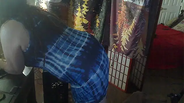 Ireallysquirt's Live XXX Chat