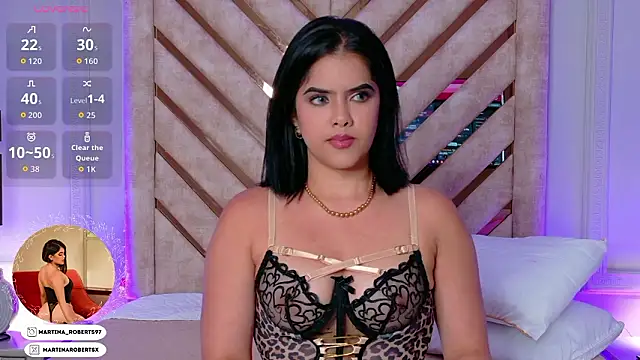 Martina-Roberts- Chat XXX live