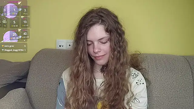 RayaNenlia's Live XXX Chat