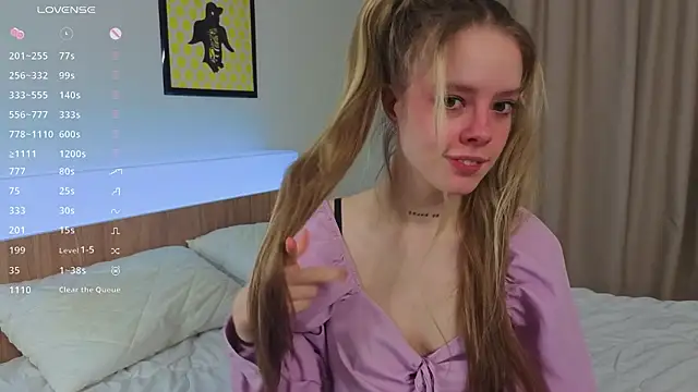 Pokazy przed kamerką – TiffinyMergist