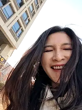 yinyin326 即時 XXX 聊天