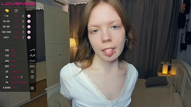 LavenderMitten Live XXX-chat