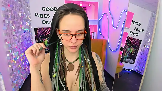 LisaFoxy_y's Live XXX Chat