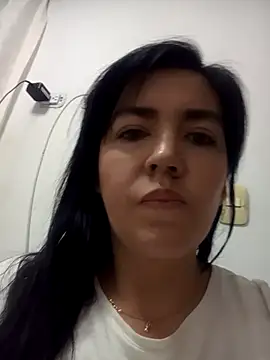 Abe_Phone's Live XXX Chat