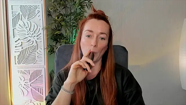 RebeccaMartinez's Live XXX Chat