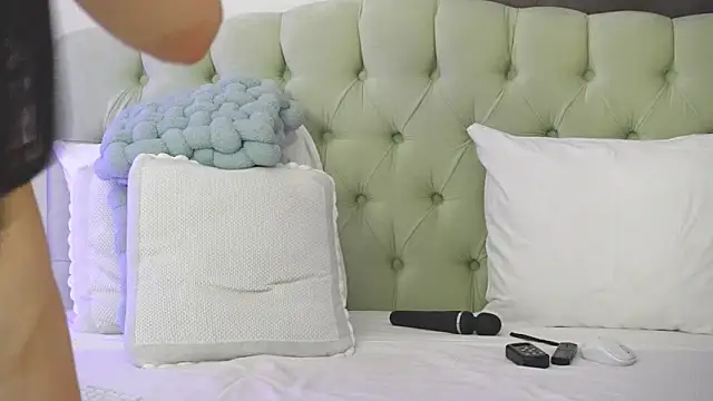 Онлайн чат XXX Britney_Lynn