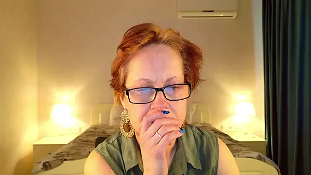 Chat XXX en directo de LioraWeiss