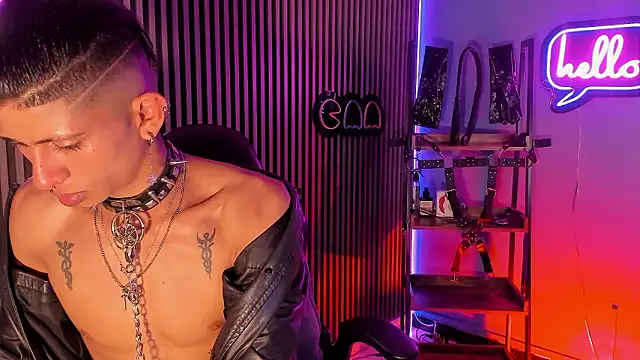 Maximoking26 Webcam show