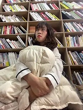 littleqiu 即時 XXX 聊天