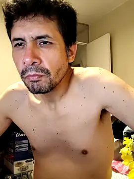 Chatroom XXX en direct de Solitario_Apasionado