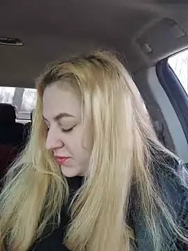 LianaJu's Live XXX Chat