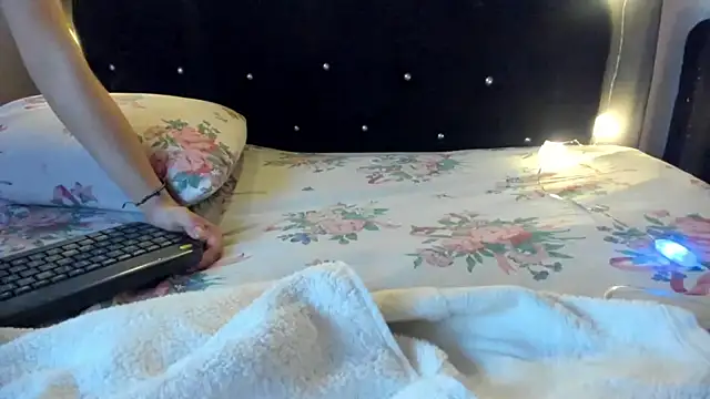 violetadumsper Live XXX Chat