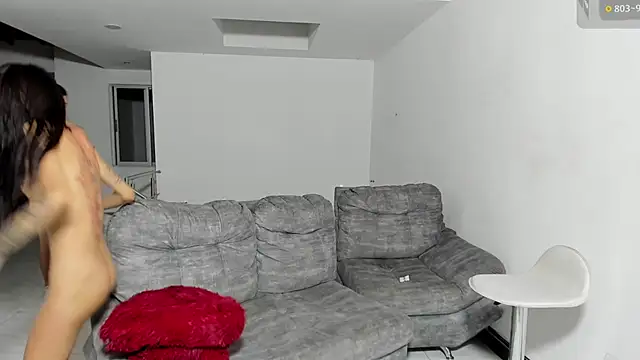 hotlittleones18 Webcam-Show