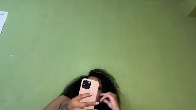 PrettyGirlMercedes Live XXX Chat