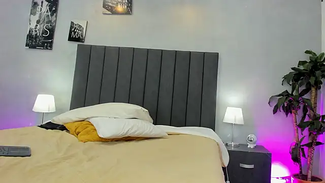 Raphael_Nyon's Live XXX Chat