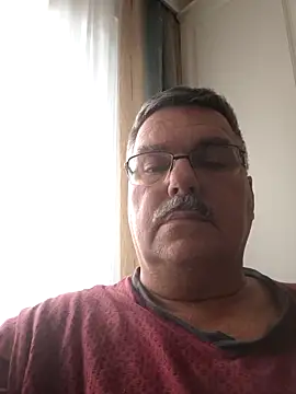 Tbone17's Live XXX Chat