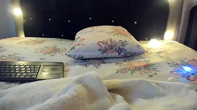 violetadumsper Live XXX Chat