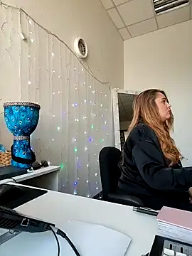 Czat XXX na żywo – Juicy_PeachLux