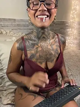 xbigpeach Chat XXX in diretta