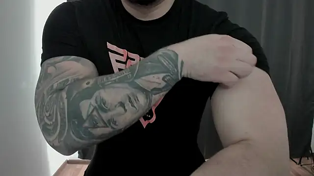 TONYWILSONN's Live XXX Chat