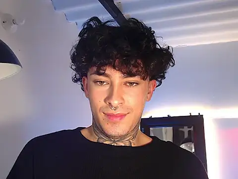 stevennavarro's Webcam Show