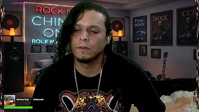 chino_roz's Live XXX Chat