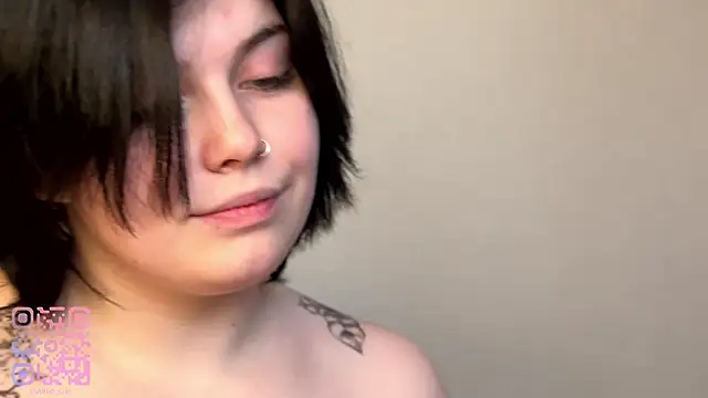 MidnightSophiaのライブXXXチャット