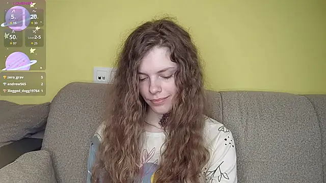 RayaNenlia's Live XXX Chat