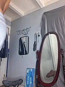 Chatroom XXX en direct de TheRealMrDLlong